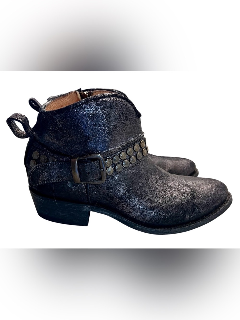 Five Worlds Black Leather Studded Buckle Ankle Bootie Side Zip Women 7.5B